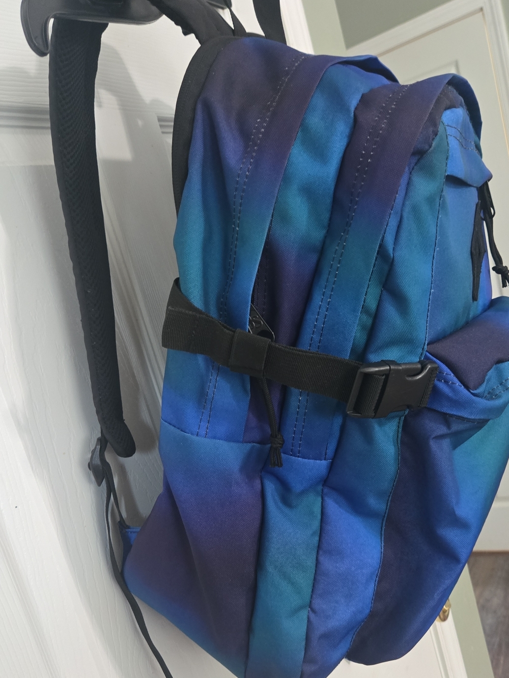Jansport Backpack - Picture 4 of 4
